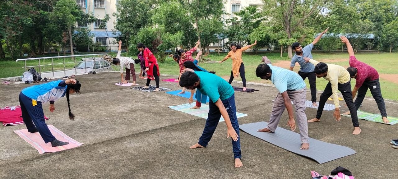 Worldyogaday (4)