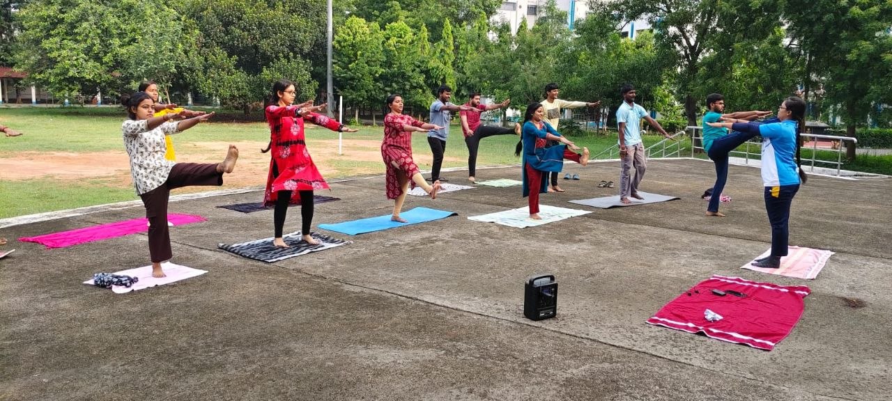 Worldyogaday (5)